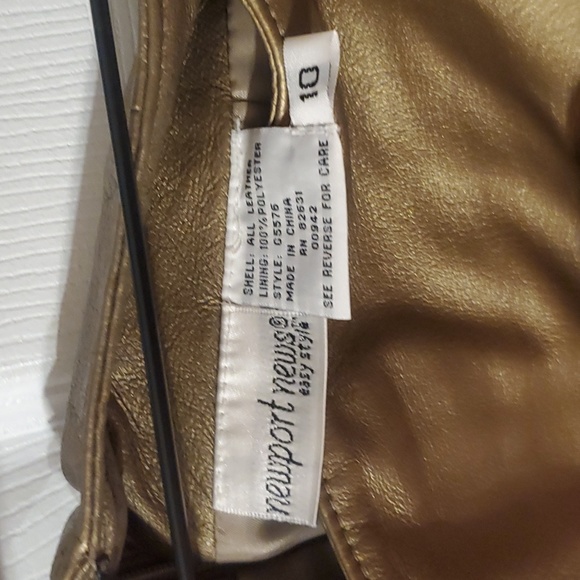 Newport News Vintage gold leather lined skirt- Has Matching Jacket Too - Picture 3 of 3